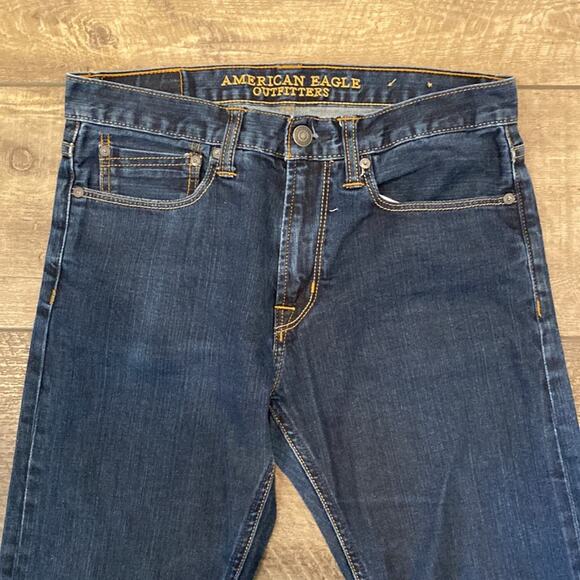 AMERICAN EAGLE Slim Fit Medium Wash Jeans 31x32 - Picture 3 of 8